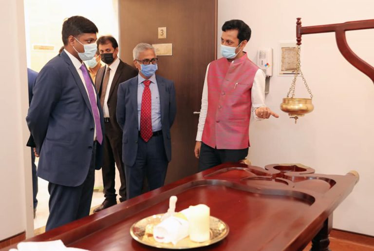 Dr Shyams Ayurveda Clinic Jumeirah Dubai 7 768x515