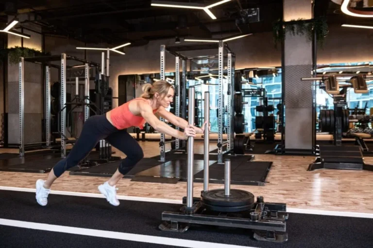 Roar Fitness Dubai Downtown 13 768x512