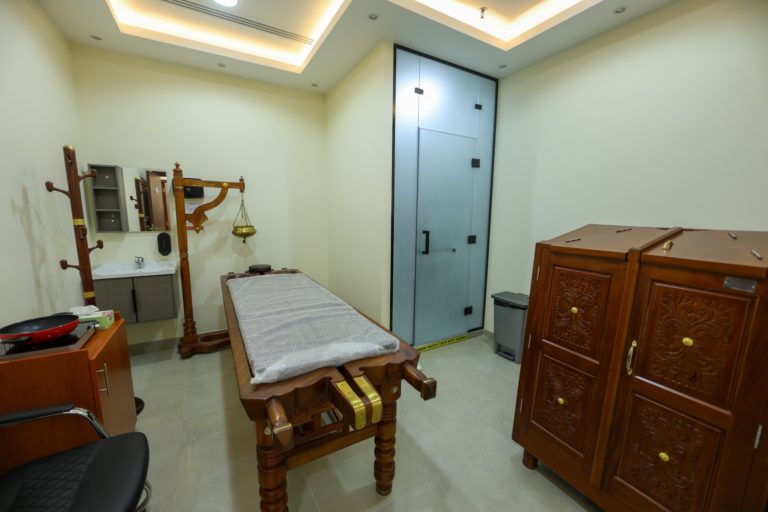 Niramaya Ayurvedic Clinic Al Karama Dubai 1 768x512