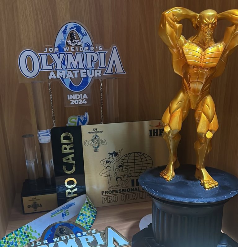 Certified Personal Trainer in Dubai Manesh Madhavan Manesh World Health Fitness Dubai 24 768x797