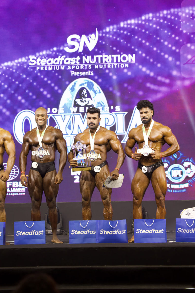 Certified Personal Trainer in Dubai Manesh Madhavan Manesh World Health Fitness Dubai 26 768x1152