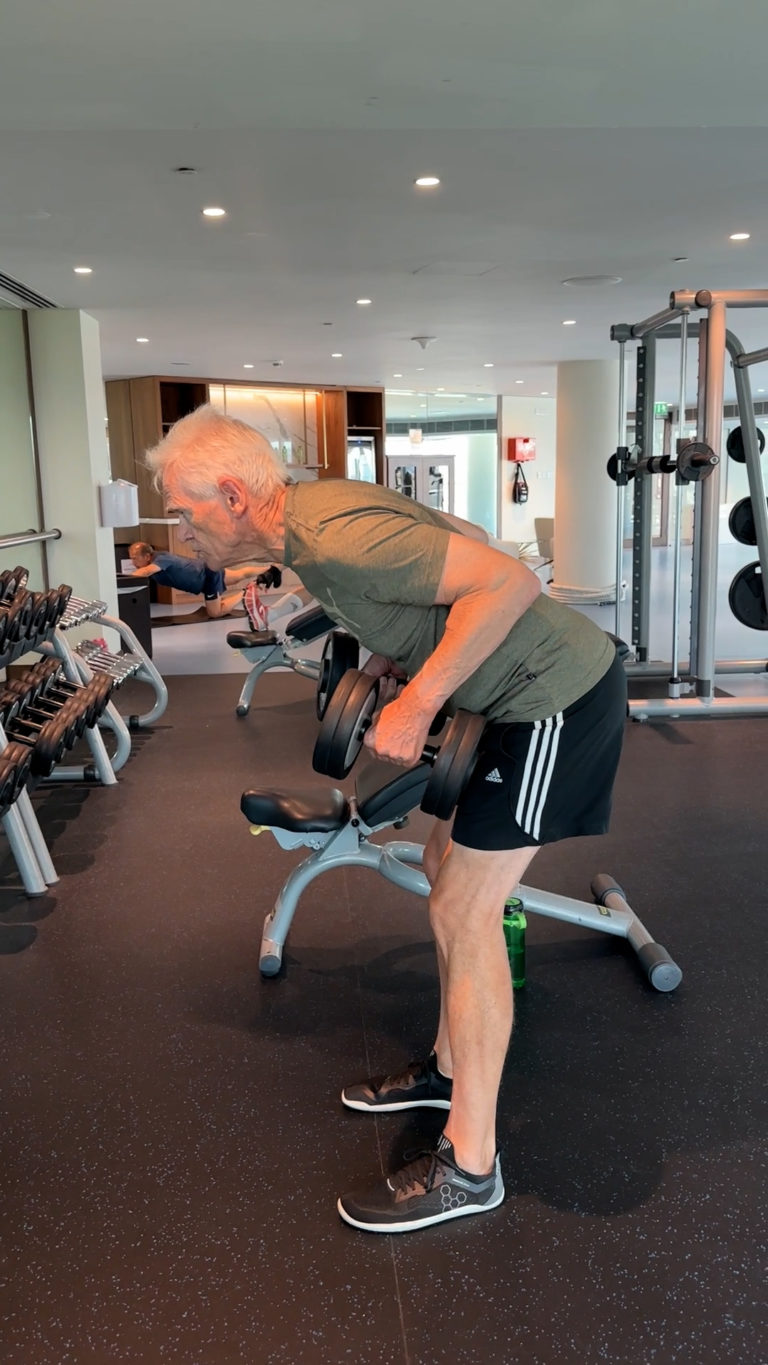 Certified Personal Trainer in Dubai Manesh Madhavan Manesh World Health Fitness Dubai 31 768x1365