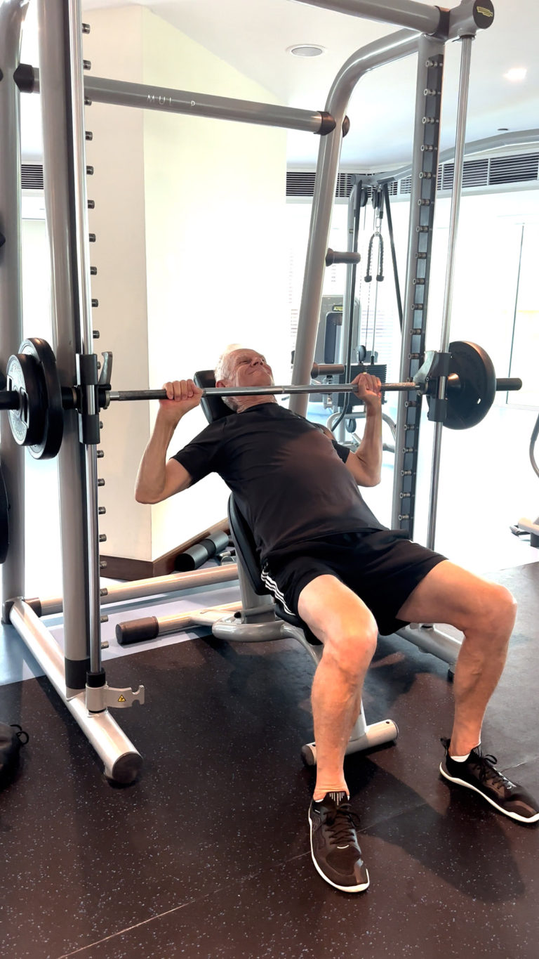 Certified Personal Trainer in Dubai Manesh Madhavan Manesh World Health Fitness Dubai 32 768x1365